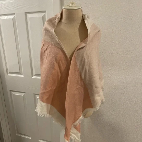 LC Lauren Conrad Accessories Lc Lauren Conrad Scarf Poshmark
